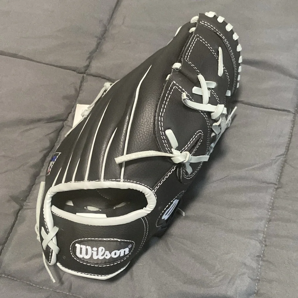 NWT Wilson A360 Youth Black Baseball Glove - Picture 6 of 8